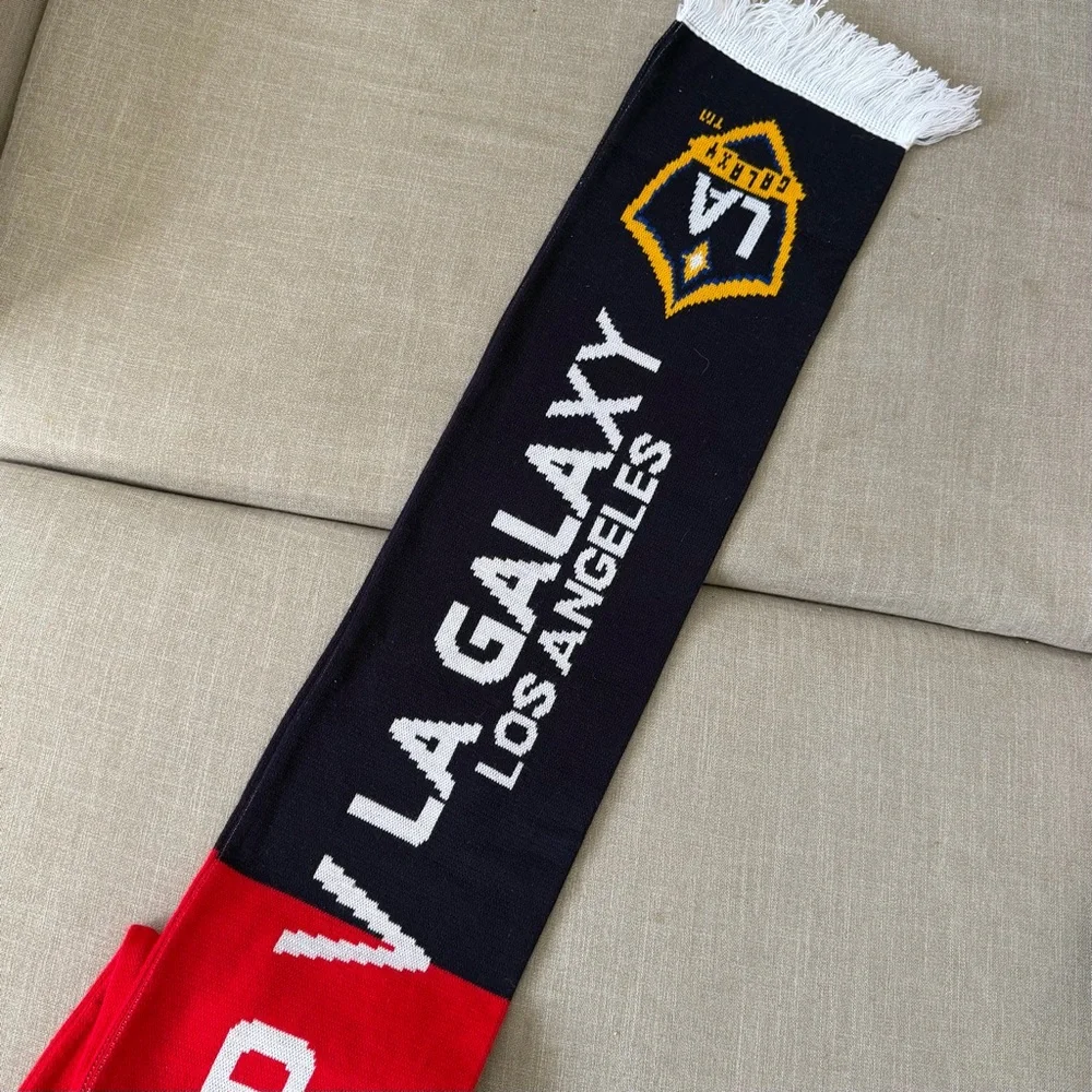 Official Licensed 2014 Manchester United F.C. and LA Galaxy Football Scarf